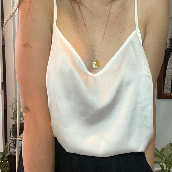 White Top - Picture 8 of 14